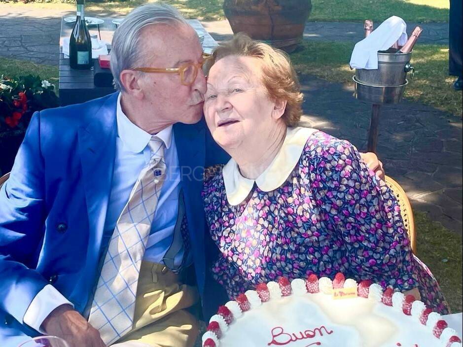 È morta Enoe Bonfanti, moglie del direttore Vittorio Feltri