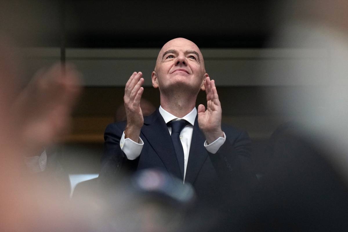 Infantino monetizza tutto: 70 dollari per partecipare alla sua conferenza stampa