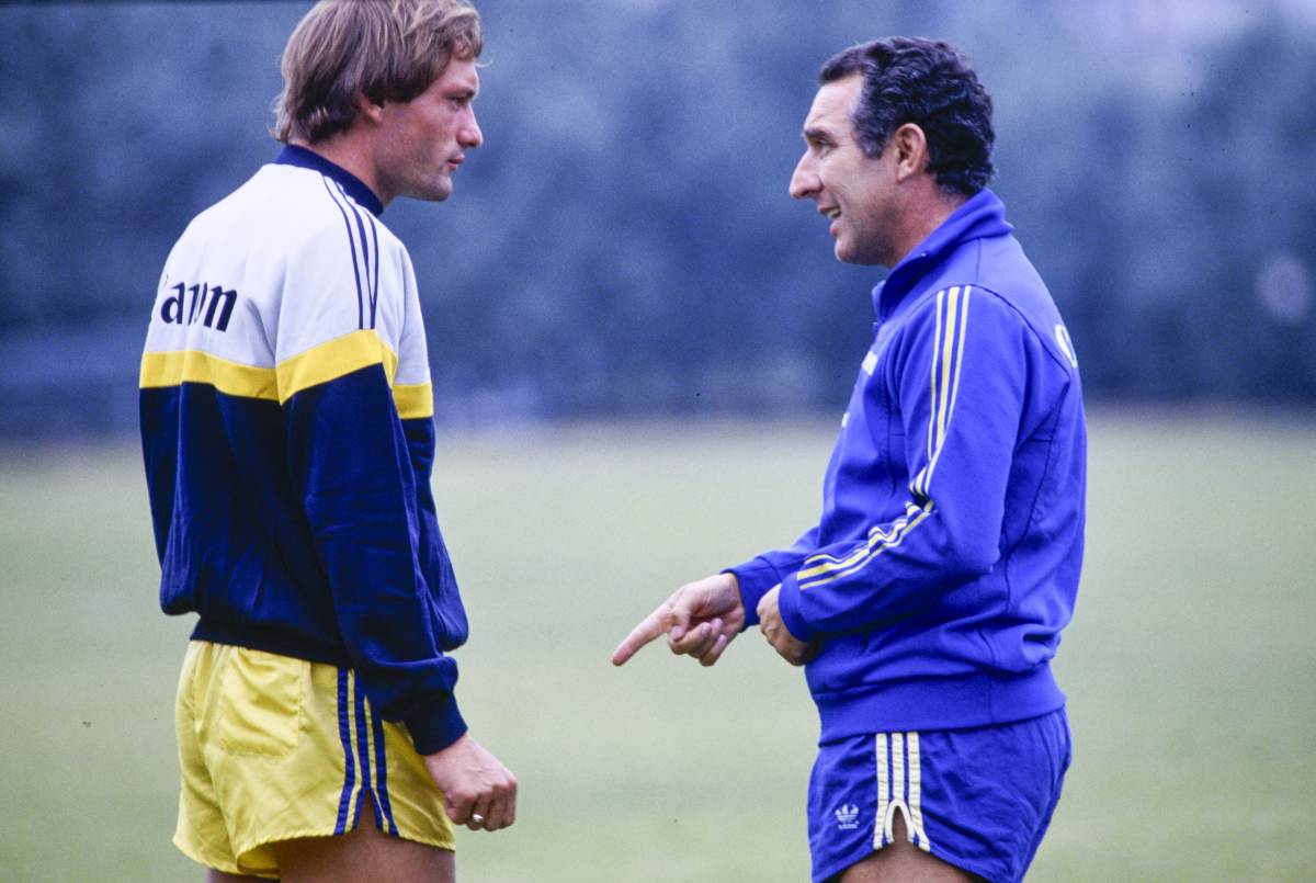 Addio a Osvaldo Bagnoli: a 91 anni muore l’allenatore dello scudetto con il Verona