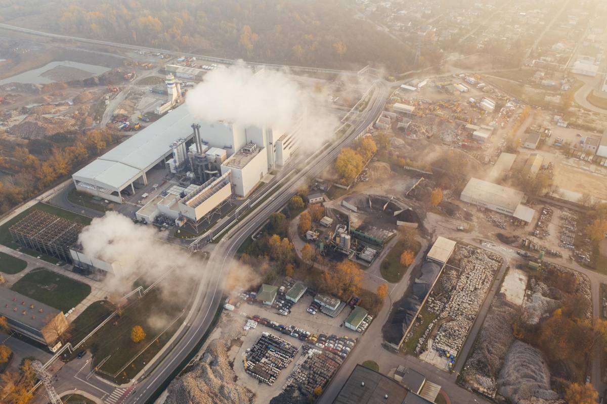 L’Ue ammorbidisce la stretta sul carbonio dopo il 2030: ecco cosa cambia
