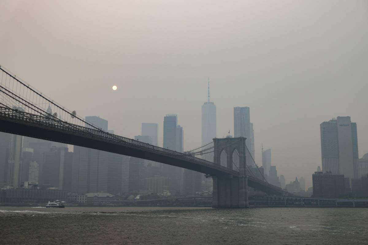 Mondiali 2026: fumo su New York a causa degli incendi. Trump furioso contro il Canada