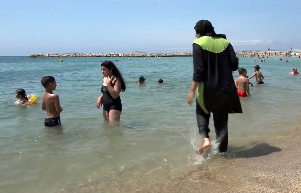 In Alto Adige la piscina che apre dopo la chiusura solo per donne islamiche