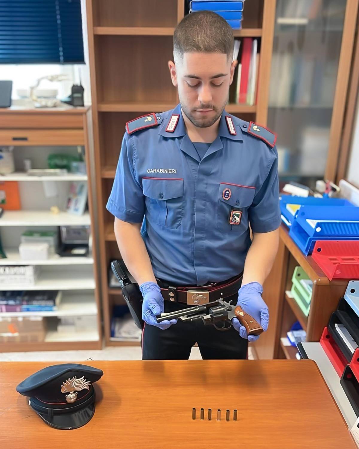 Spara a ladri per sventare un furto nell'azienda. Denunciato un 63enne nel Bolognese