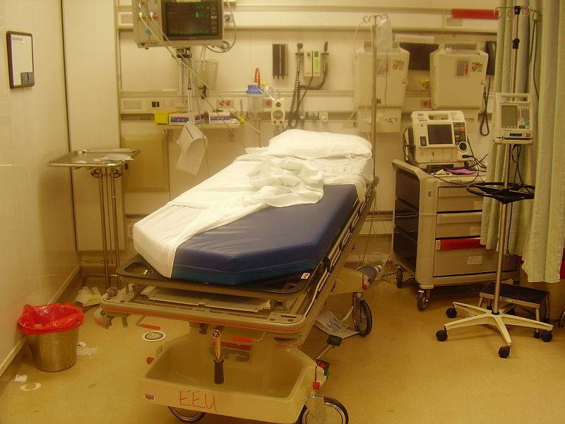 Francia, c'è carenza di medici: sindaci "vietano" ai cittadini di ammalarsi