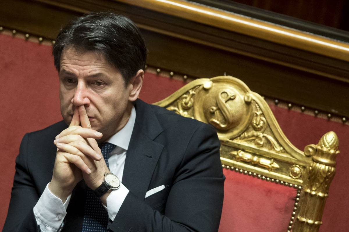 Conte richiama all'ordine Renzi: "Siamo in emergenza nazionale"
