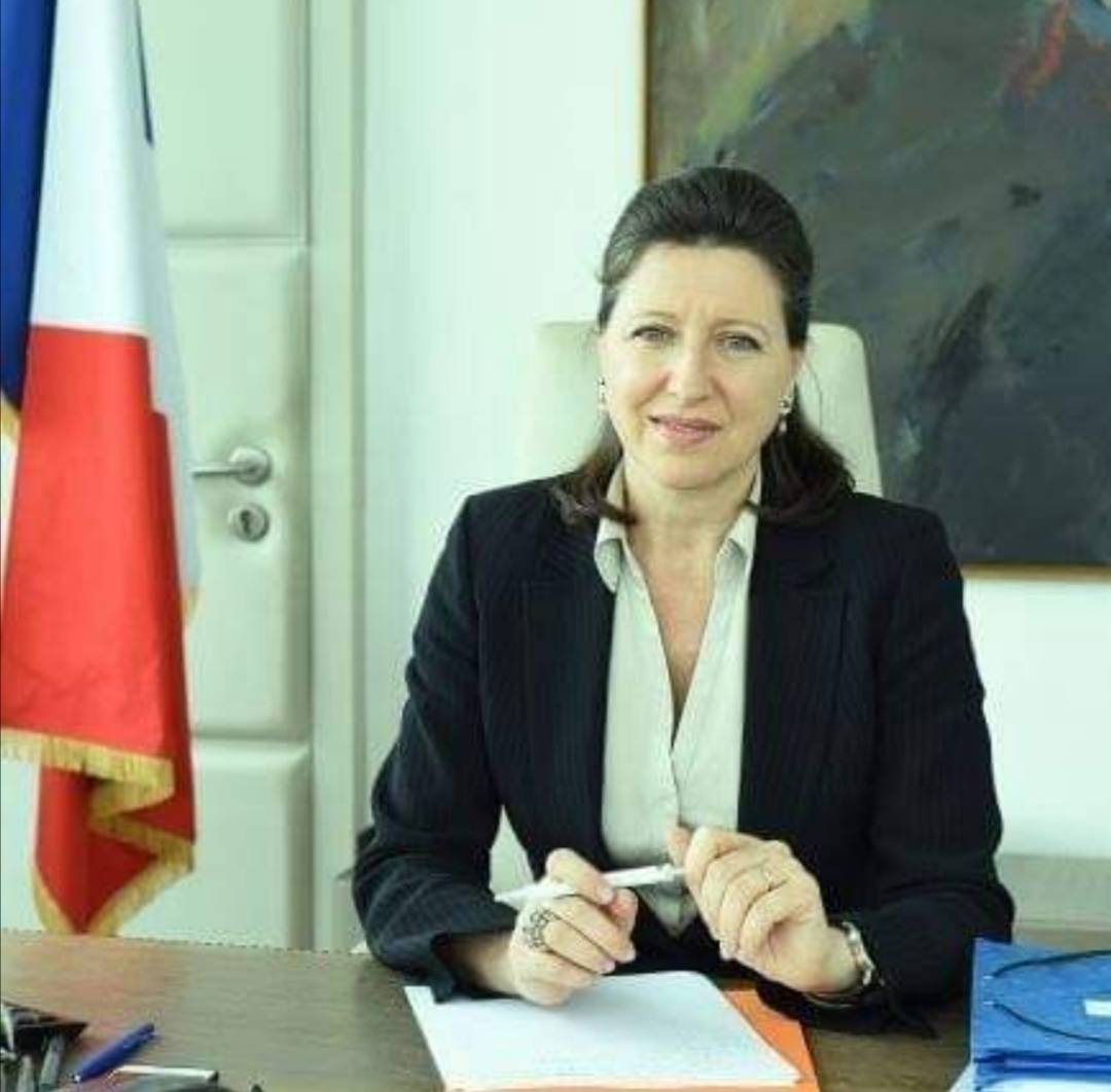 Scandalo video porno,  adesso Macron candida il ministro Agnès Buzyn