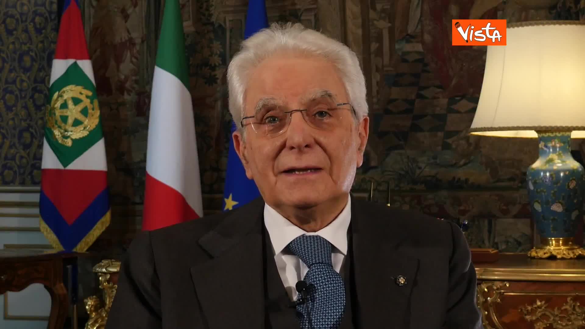 Mattarella: "Sarà Pasqua in solitudine per molti, anche per me, ma non possiamo fermarci ora"