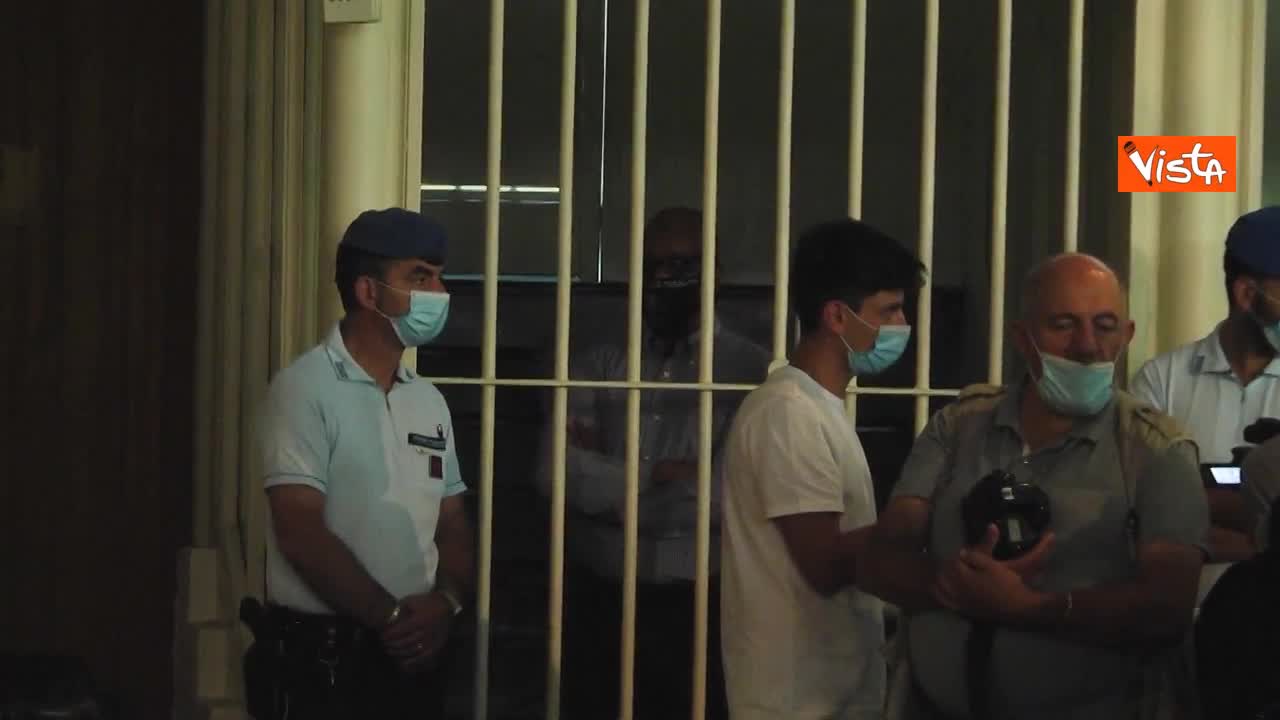 Bus dirottato a Milano, Sy condannato a 24 anni di carcere