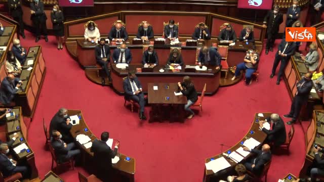Piacenza, Salvini: "Chi sbaglia in divisa paga di più"