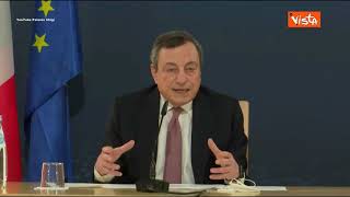 Turismo, Draghi: “Sarà necessario aumentare controlli in aeroporti. Riaprire ma con la testa”