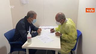 Il Presidente della Regione Sicilia Musumeci riceve la prima dose di AstraZeneca