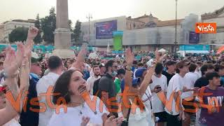 Italia-Galles, la gioia di Piazza del Popolo a Roma per l’uno a zero della Nazionale
