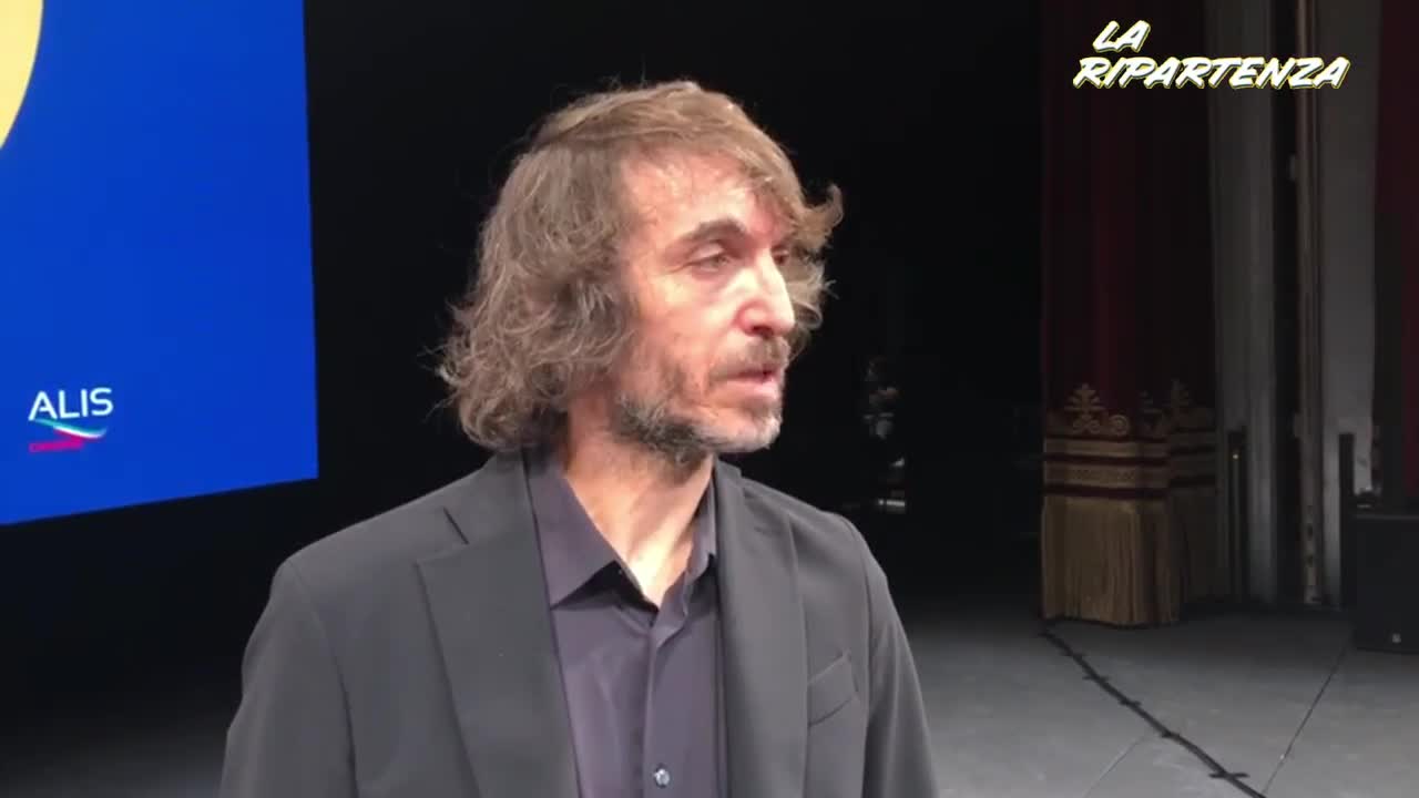 La rivelazione di Cruciani: "Un virologo si candiderà sindaco..."