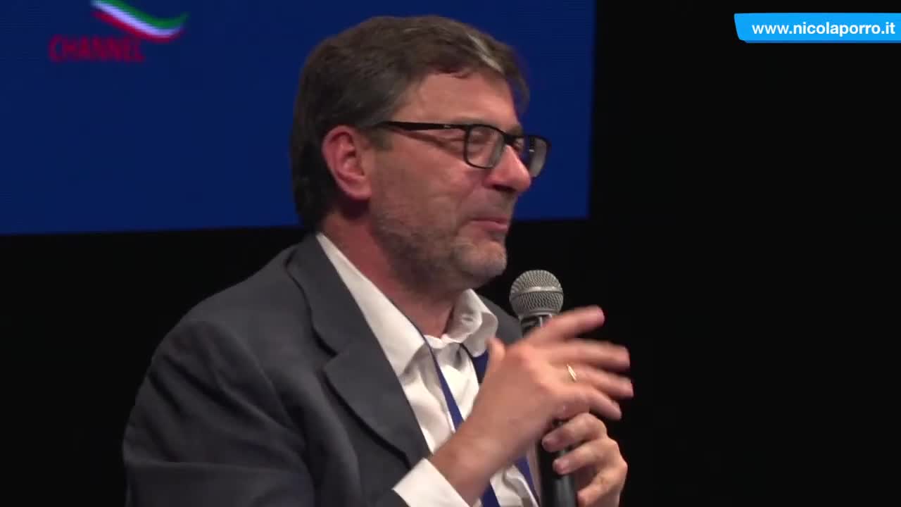Giorgetti rivela: "Ecco com'è Draghi in privato..."