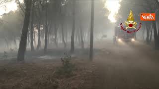Incendi in Sardegna, proseguono le operazioni di spegnimento delle fiamme