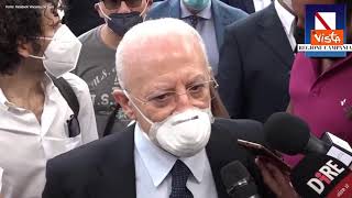De Luca: "Mascherine obbligatorie? Farò altre 10 ordinanze"
