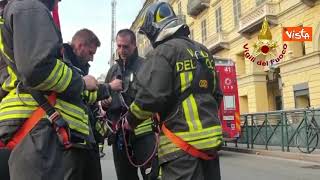 Incendio nel centro di Torino, l'intervento dei Vigili del fuoco