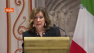 Casellati si commuove alla cerimonia per l'Onorificenza a Liliana Segre
