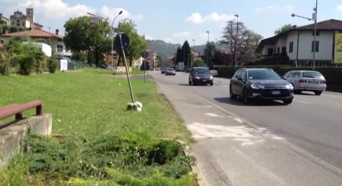 Rissa tra stranieri, dottoressa aiuta un ferito: uccisa