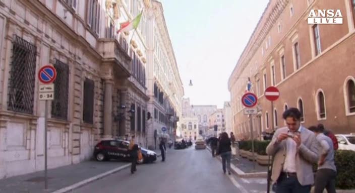 Pdl, tra falchi e colombe la mediazione è sul filo