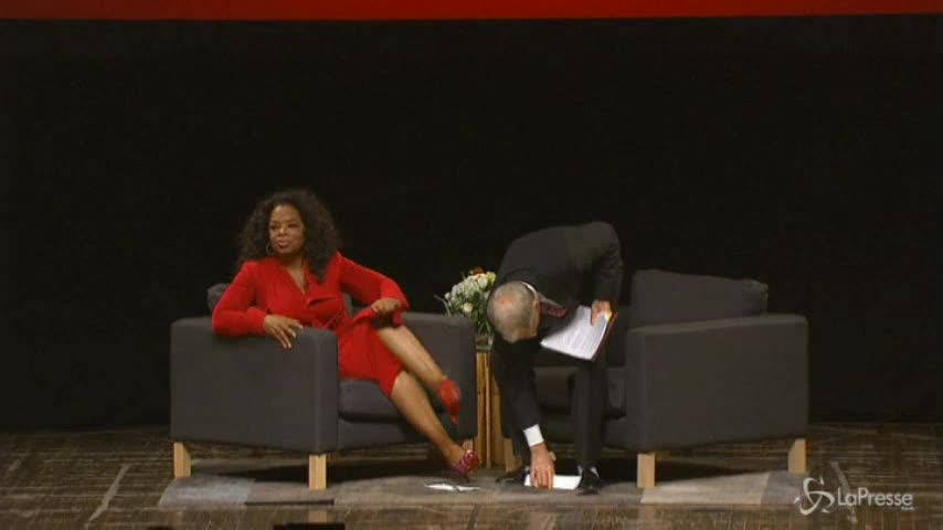 Oprah Winfrey compie 60 anni e festeggia in anticipo con spinning party