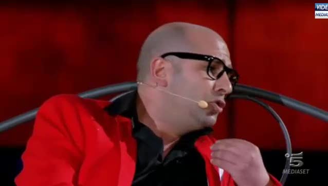 Checco Zalone è Jep Gambardella ad Amici