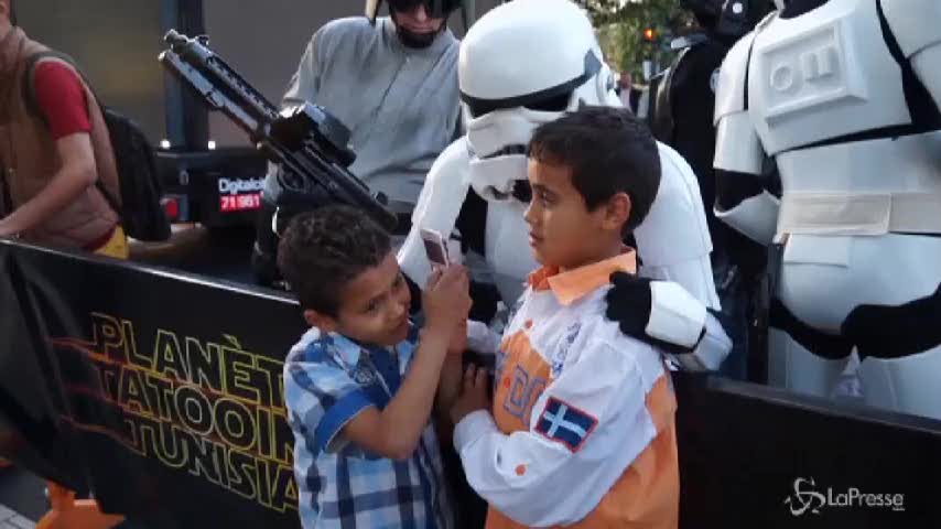 Truppe d’assalto di Star Wars in marcia su Tunisi per lanciare turismo