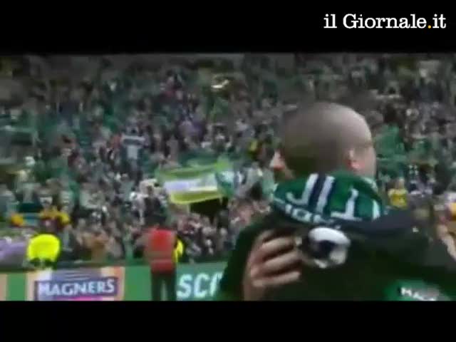 Samaras lascia il Celtic e fa commuovere lo stadio