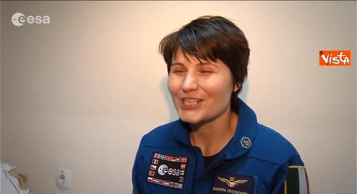 Cristoforetti: "Sto imparando a camminare"