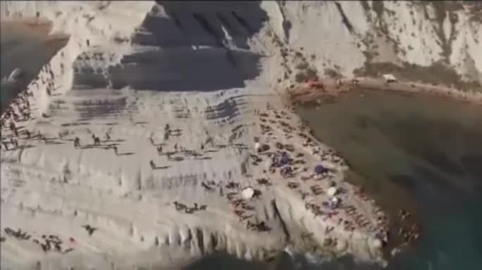 Scala dei turchi è proprietà privata