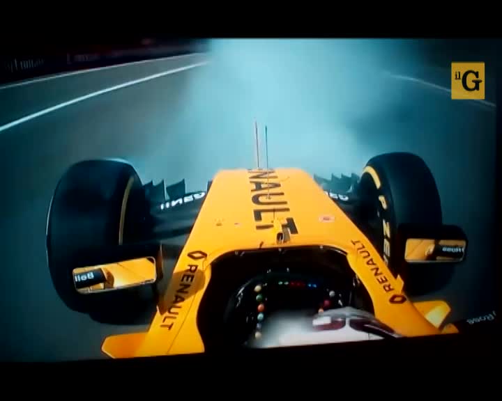 Kevin Magnussen illeso dopo lo schianto a 300km/h