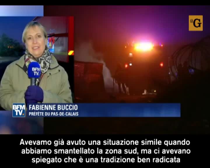 Calais, prefetto giustifica migranti: "Incendi? È la loro tradizione"