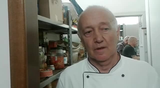 L'oste di lodi e il libro per pagare le spese legali