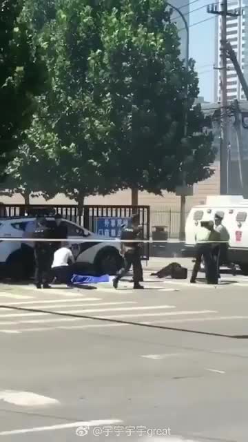 Pechino, un uomo ferito nell'esplosione