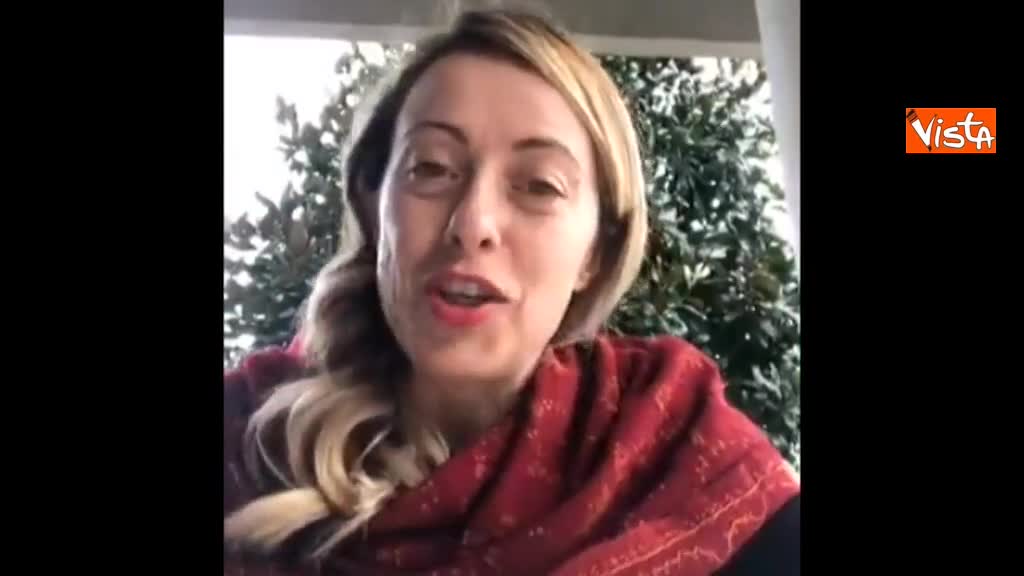 Meloni: “Per Fico il tricolore è uno striscione”