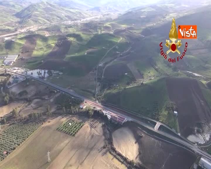 La Sicilia devastata dal maltempo, le immagini di Vicari dall’elicottero dei Vigili del Fuoco