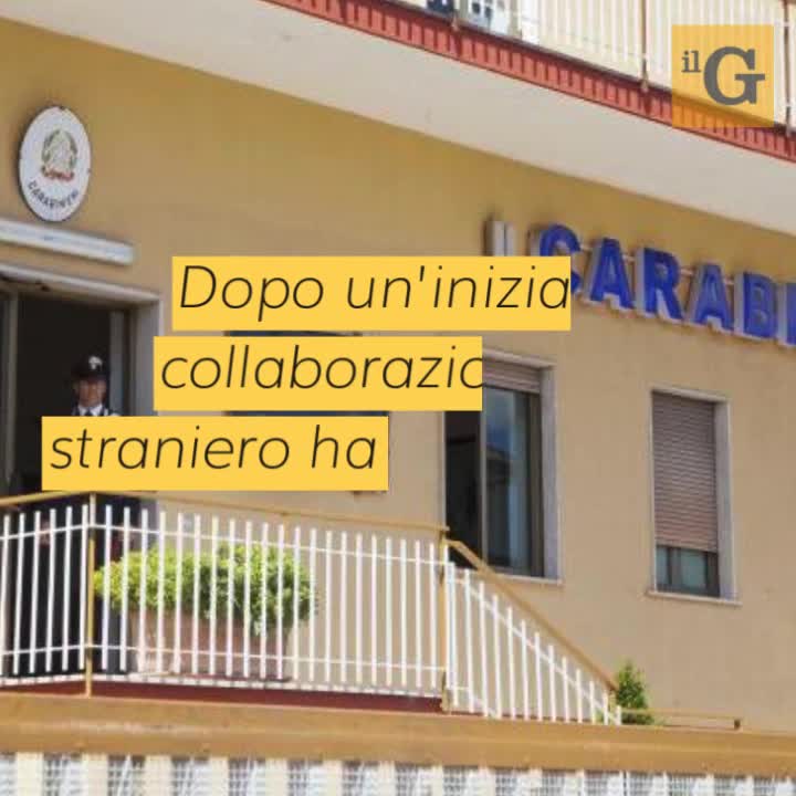 Padova, straniero terrorizza negoziante con mannaia e morde militare