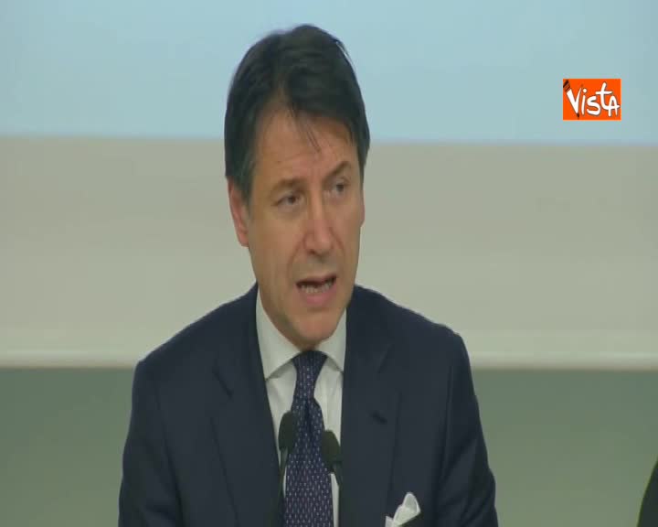 Slitta il maxi emendamento, Conte &quot;Siamo in zona Cesarini&quot; IlGiornale.it