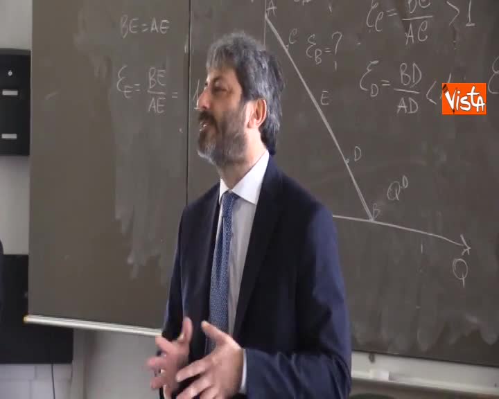 Fico agli studenti di Fisciano: “Feci i test qui, non ammesso per un punto ho studiato a Trieste”
