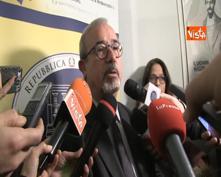 Barbagallo (Uil): “Paese in recessione, si dovrebbe discutere abbassando i toni”
